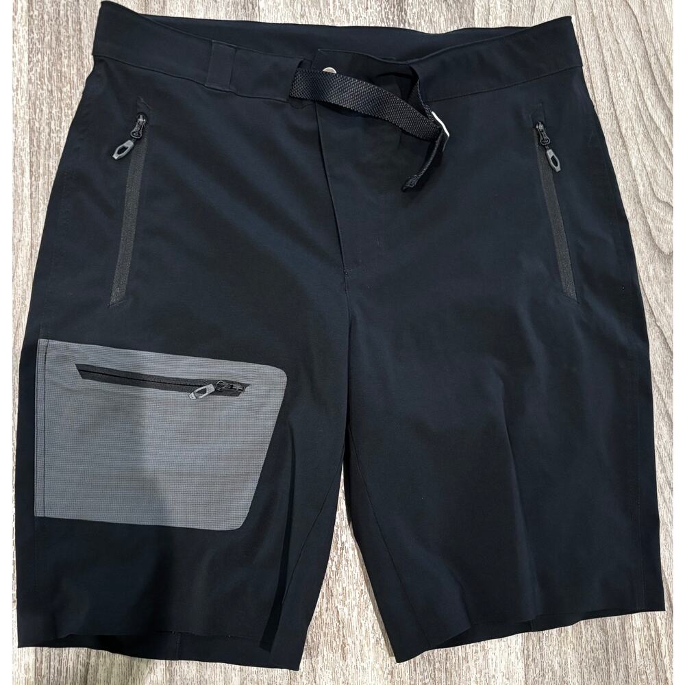 Columbia Shorts Mens Black Titanium Work Wear Hiking Fishing 34x10 Belted